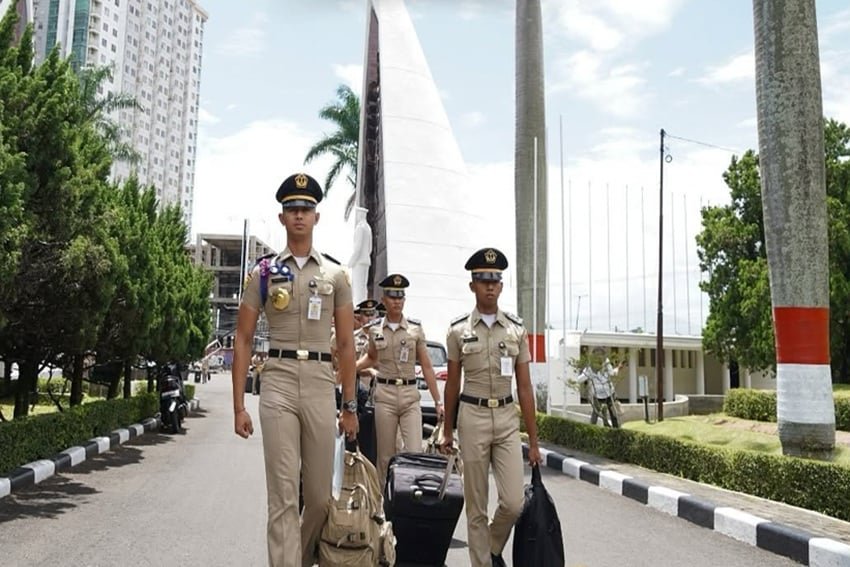Sekolah Kedinasan Populer