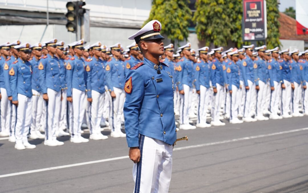 gaji akademi militer