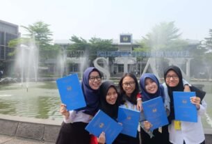 Karier Lulusan Sekolah Kedinasan